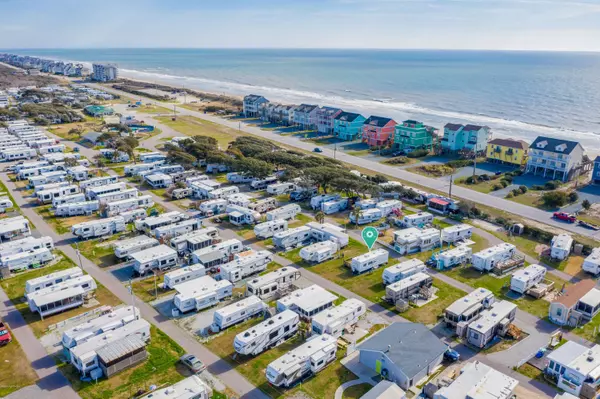 North Topsail Beach, NC 28460,83115 Pelican Street