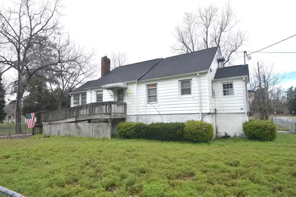210 Dail ST, New Bern, NC 28560