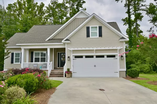 137 Shoreview DR, New Bern, NC 28562