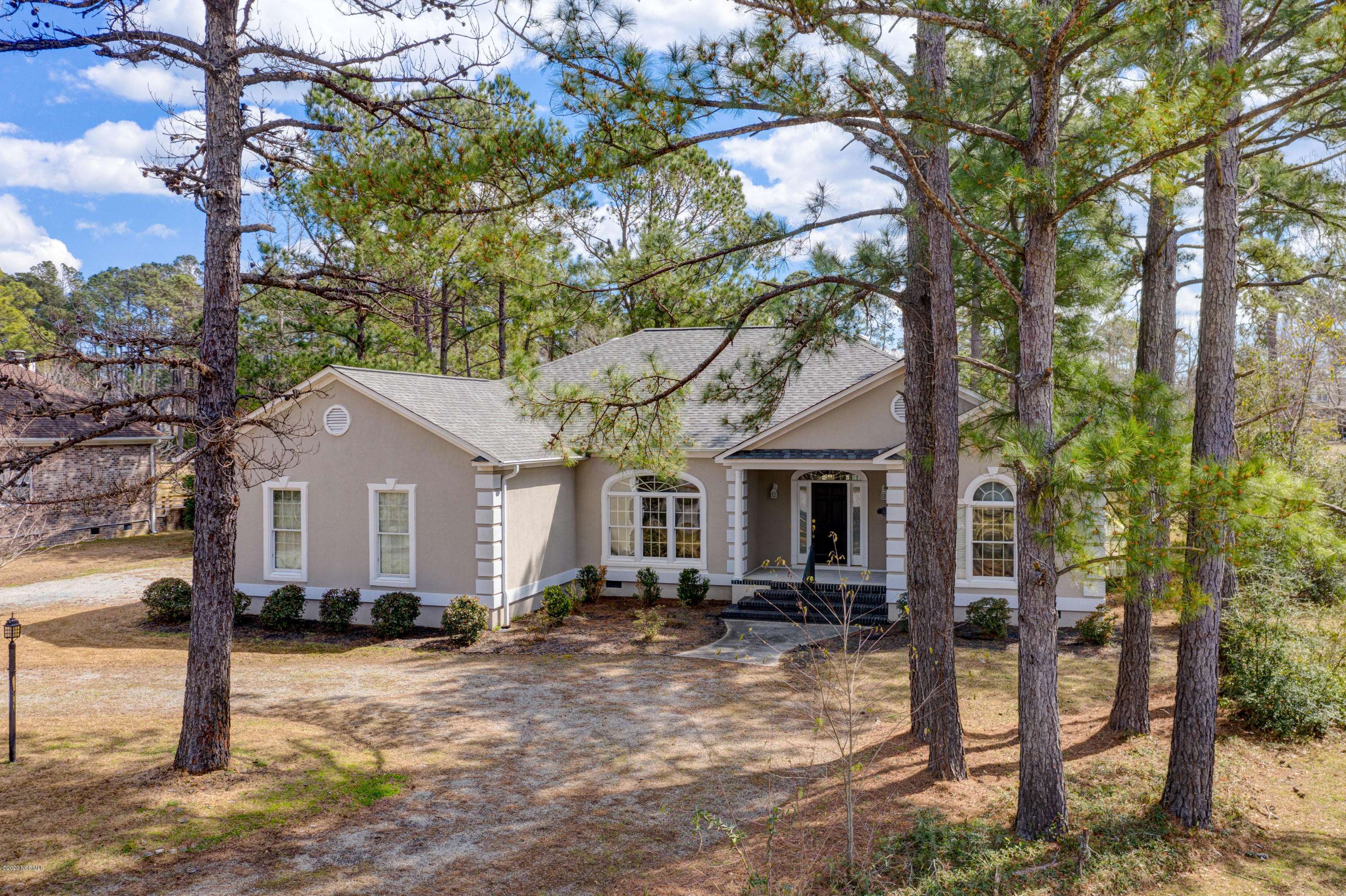 205 Golf Terrace CT, Hampstead, NC 28443