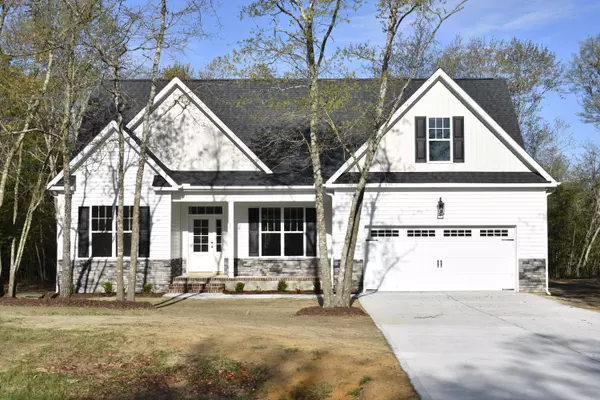 133 Deer Pointe DR, Snow Hill, NC 28580