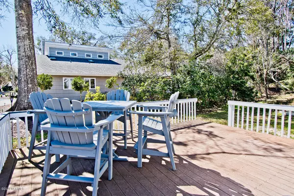 Emerald Isle, NC 28594,209 Tradewinds DR