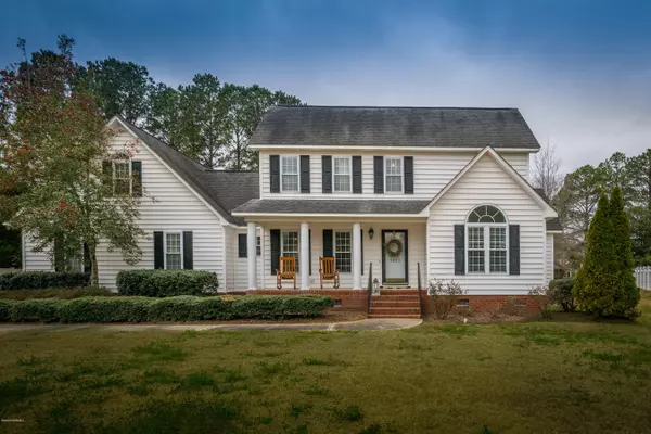 2802 Royal DR, Winterville, NC 28590