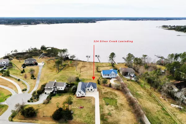 Swansboro, NC 28584,324 Silver Creek Landing RD