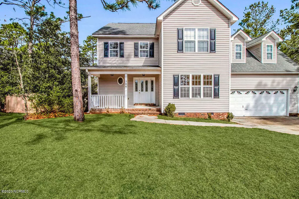 Hubert, NC 28539,506 Oak Pond PT