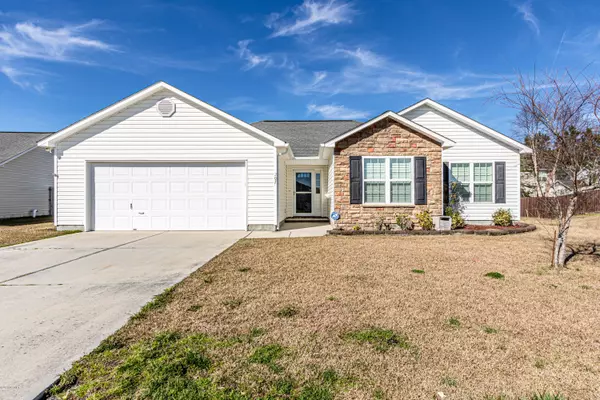 207 Wynbrookee LN, Jacksonville, NC 28546