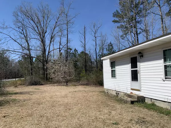 Maple Hill, NC 28454,17360 Nc Highway 53 #9