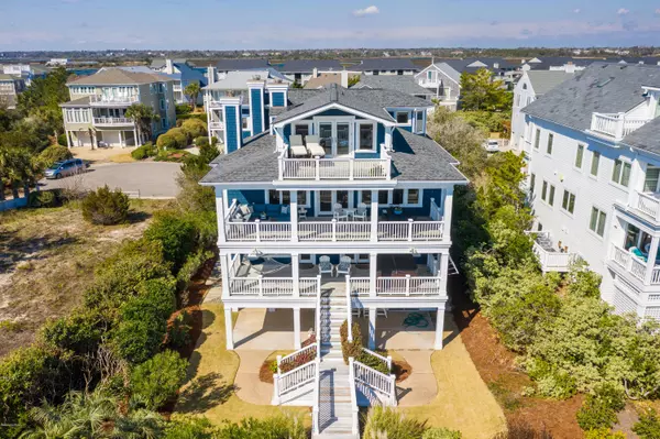 11 N Ridge LN, Wrightsville Beach, NC 28480
