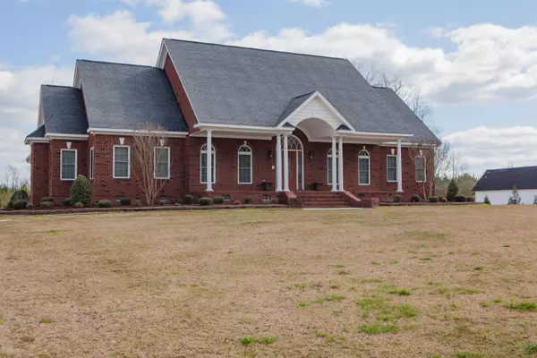 Kinston, NC 28504,327 Ashland DR