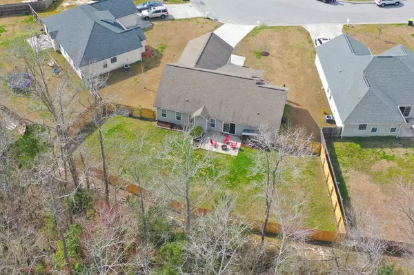 Jacksonville, NC 28546,902 Periwinkle CT