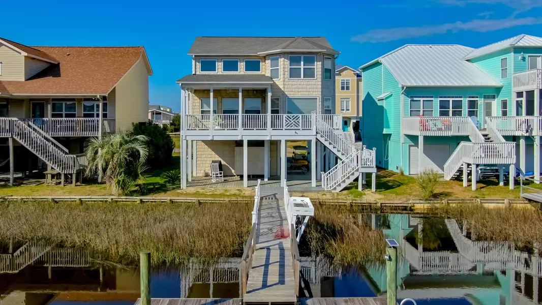 52 Wilmington ST, Ocean Isle Beach, NC 28469