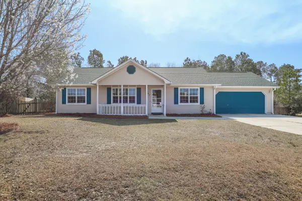 447 Dion DR, Hubert, NC 28539