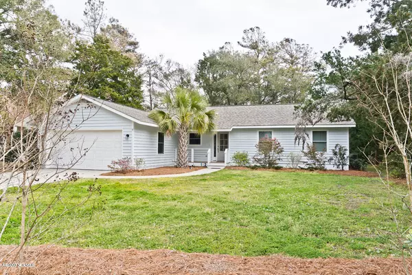 112 Yaupon RD, Pine Knoll Shores, NC 28512