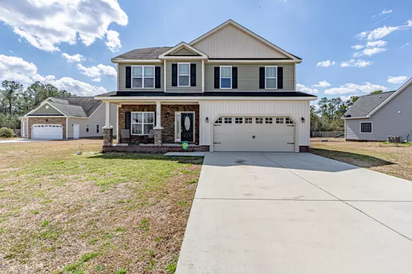 213 Wedgefield CIR, Maple Hill, NC 28454