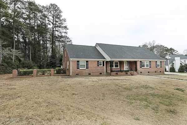 Wilson, NC 27893,102 Stark CIR N