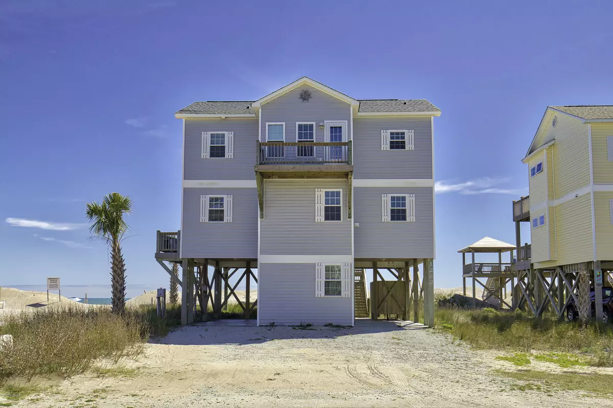 North Topsail Beach, NC 28460,1282 New River Inlet RD