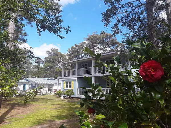 Oak Island, NC 28465,302 Norton ST