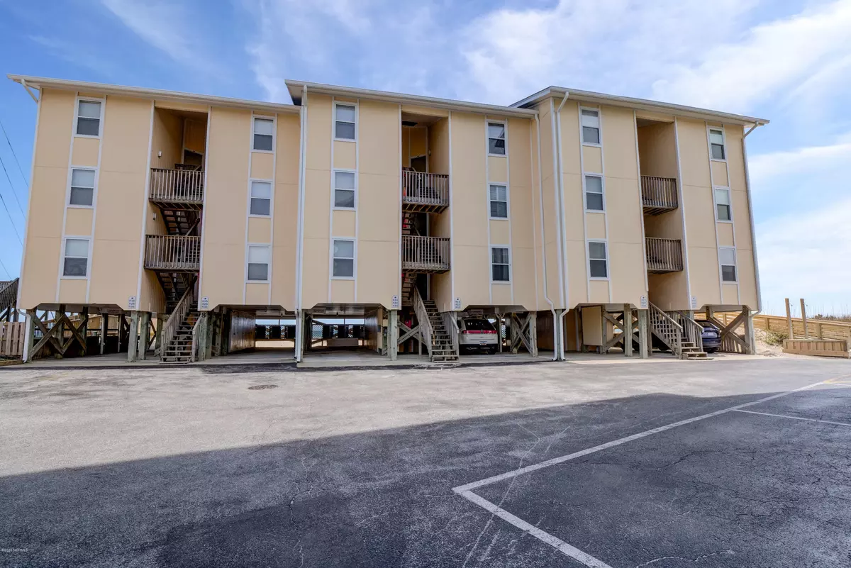 Surf City, NC 28445,918 N New River DR #816