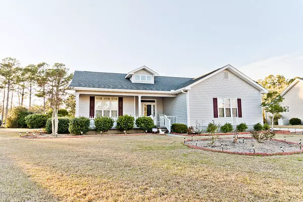 107 Carefree LN, Morehead City, NC 28557