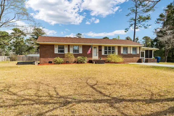 8 Gretchen CIR, Havelock, NC 28532