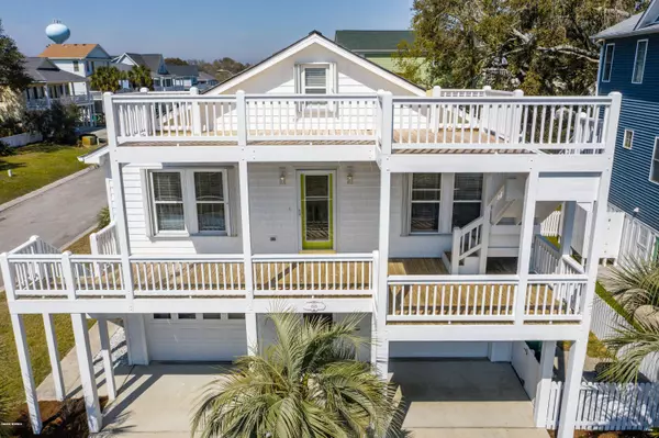 Kure Beach, NC 28449,616 Sandman DR