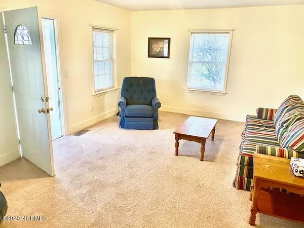 Roseboro, NC 28382,600 S East ST