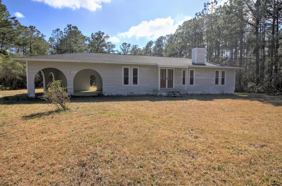 338 Mccabe RD, Newport, NC 28570