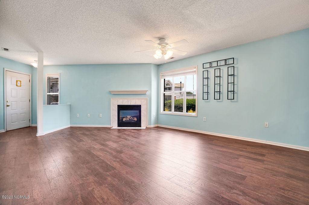 Wilmington, NC 28412,4158 Breezewood DR #101
