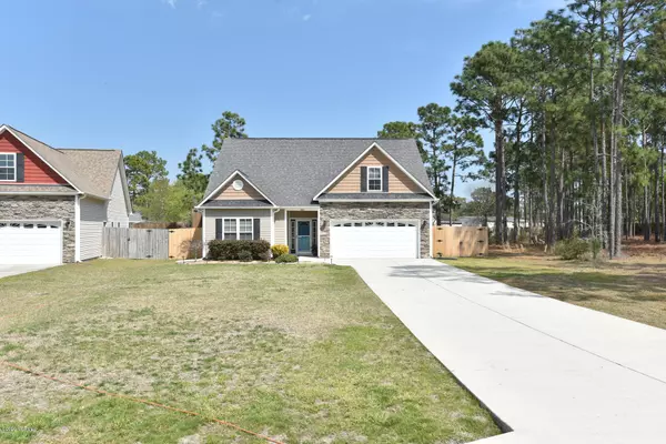 Hubert, NC 28539,322 Inverness DR