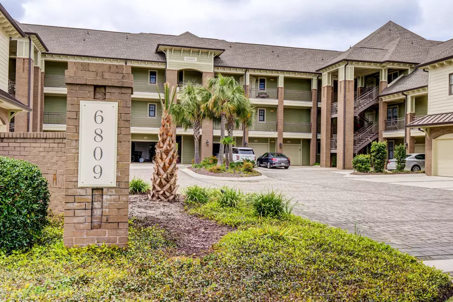 6809 Mayfaire Club DR #303, Wilmington, NC 28405