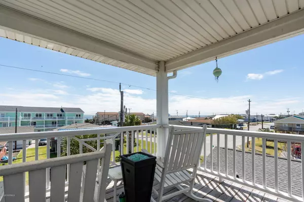 Kure Beach, NC 28449,205 N 3rd AVE #1
