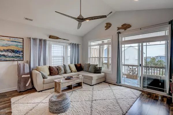 Surf City, NC 28445,203 Vesta CT