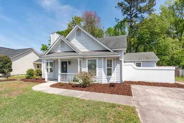 609 Bay Blossom DR, Wilmington, NC 28411