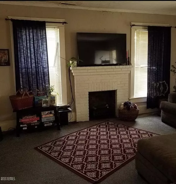 Whiteville, NC 28472,111 E Webster ST