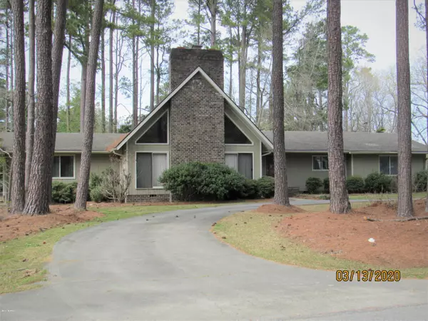 529 Ole Farm TRL, Whiteville, NC 28472