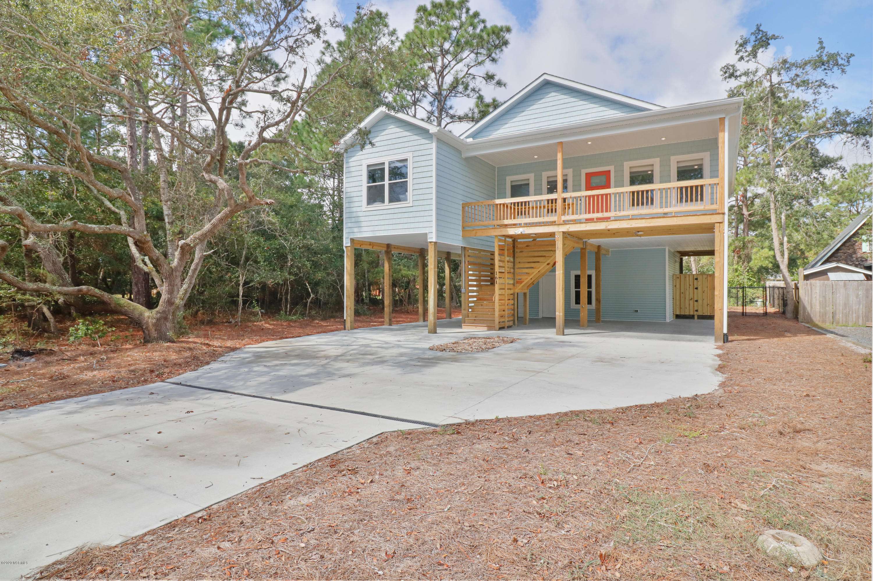 1807 W Oak Island DR, Oak Island, NC 28465