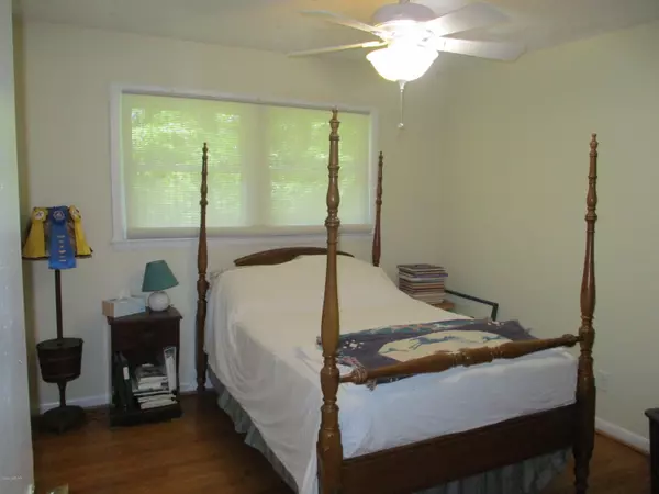 Laurinburg, NC 28352,12800 Debra DR