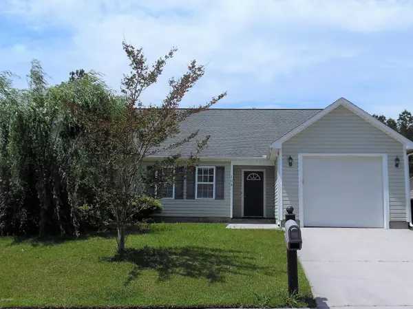 104 South Park LN, Newport, NC 28570