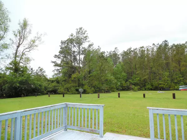 Newport, NC 28570,104 South Park LN