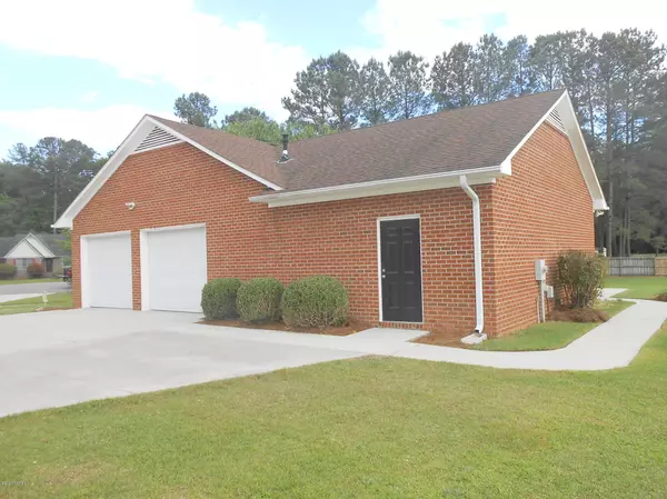 Lumberton, NC 28358,102 Cantebury Circle