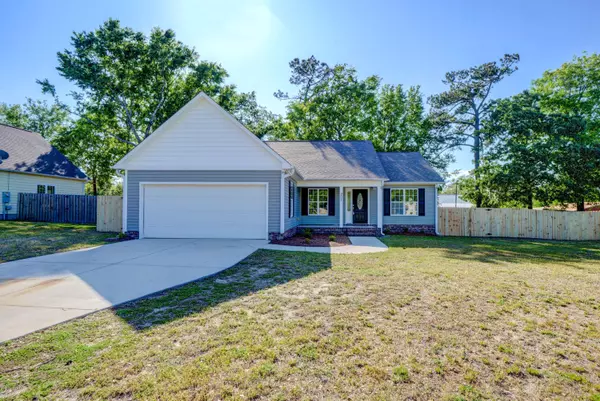 207 Chadwick Shores DR, Sneads Ferry, NC 28460