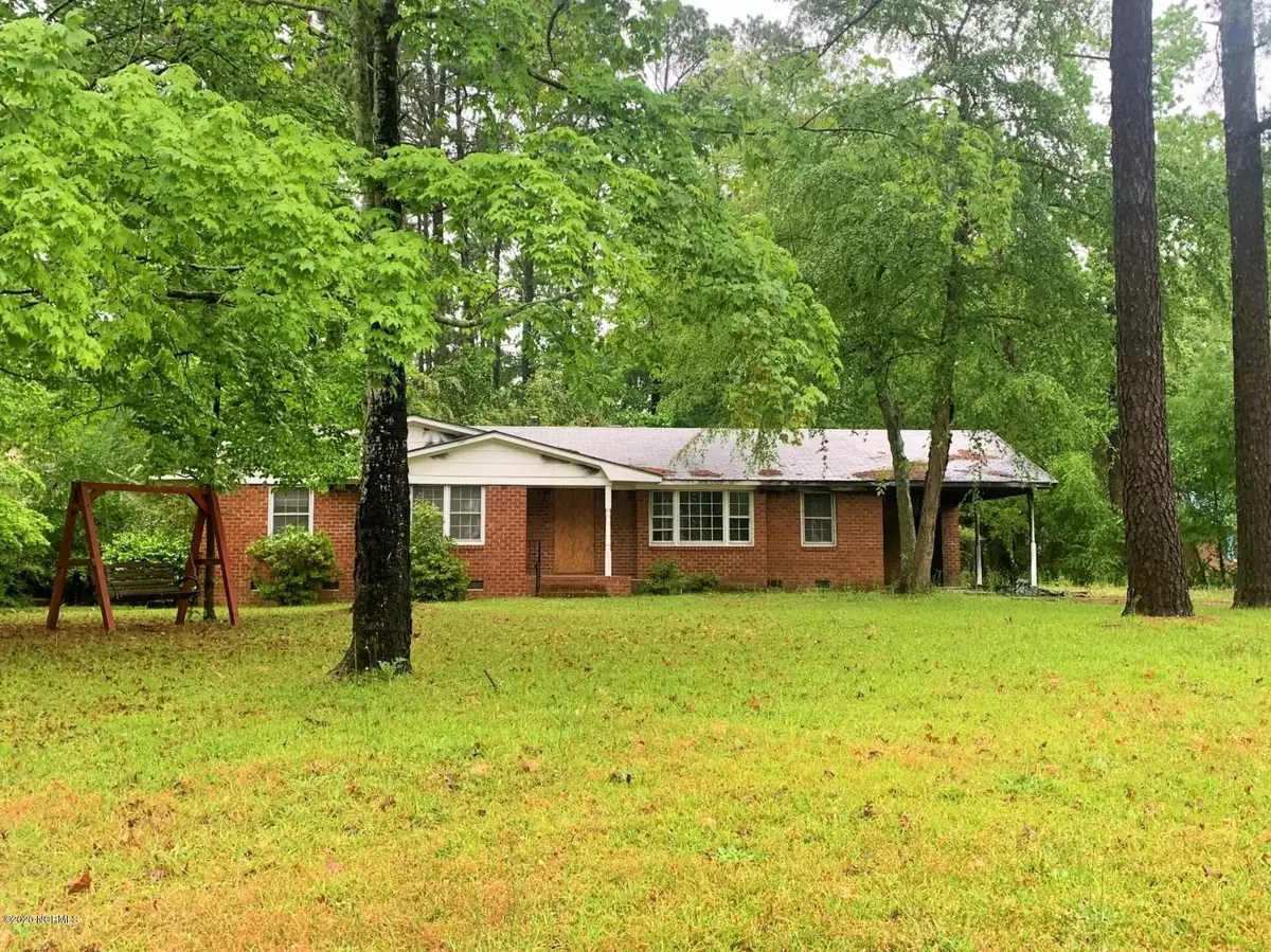 Laurinburg, NC 28352,1200 Rose CT