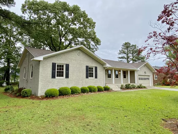 527 Alma DR, Winterville, NC 28590