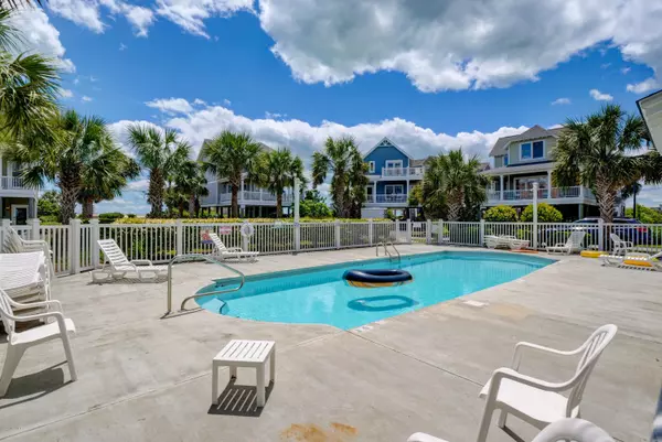 North Topsail Beach, NC 28460,120 Seaside LN