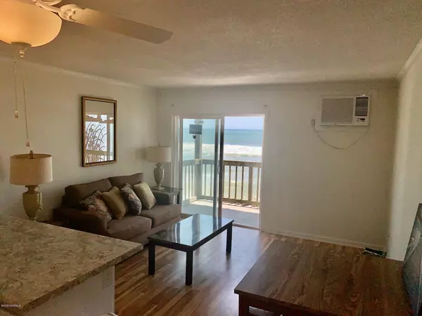 North Topsail Beach, NC 28460,2240 New River Inlet RD #124