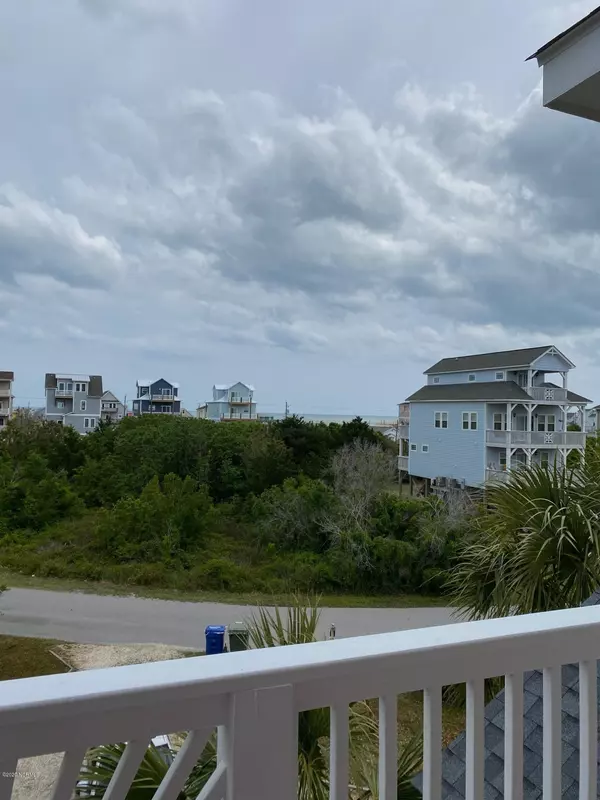 North Topsail Beach, NC 28460,145 Old Village LN