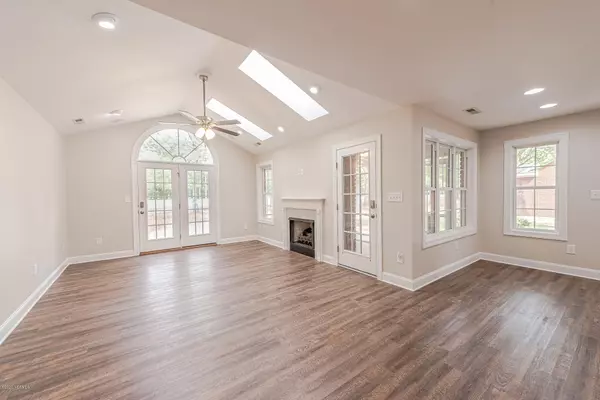 Wallace, NC 28466,125 Candlewood DR