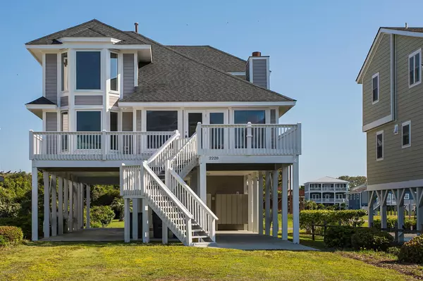 2228 E Beach DR, Oak Island, NC 28465