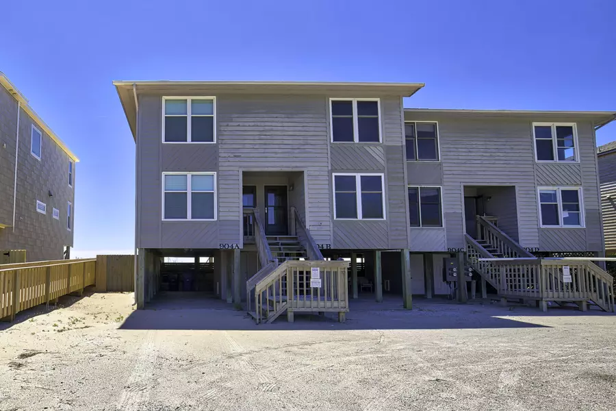 904 S Shore DR #A, Surf City, NC 28445