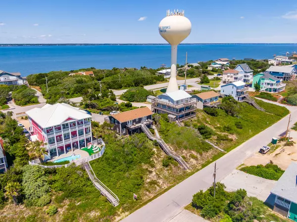 Emerald Isle, NC 28594,705 Emerald DR